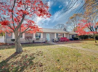 2 Greenfield Dr, Ansonia, CT 06401