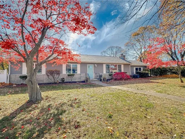 2 Greenfield Drive, Ansonia, CT 06401