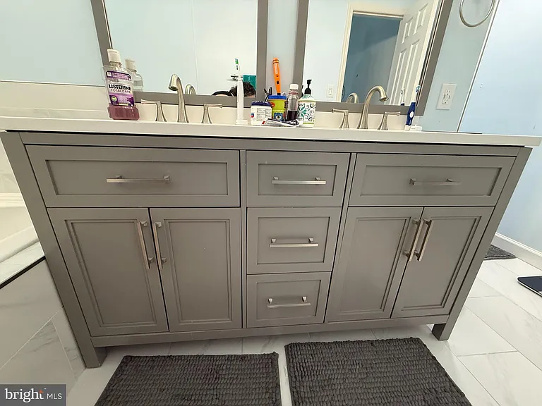 5832 Apsley House Ct — Photo 10