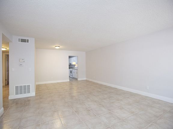 2nd image of 725 Northlake Blvd APT 88