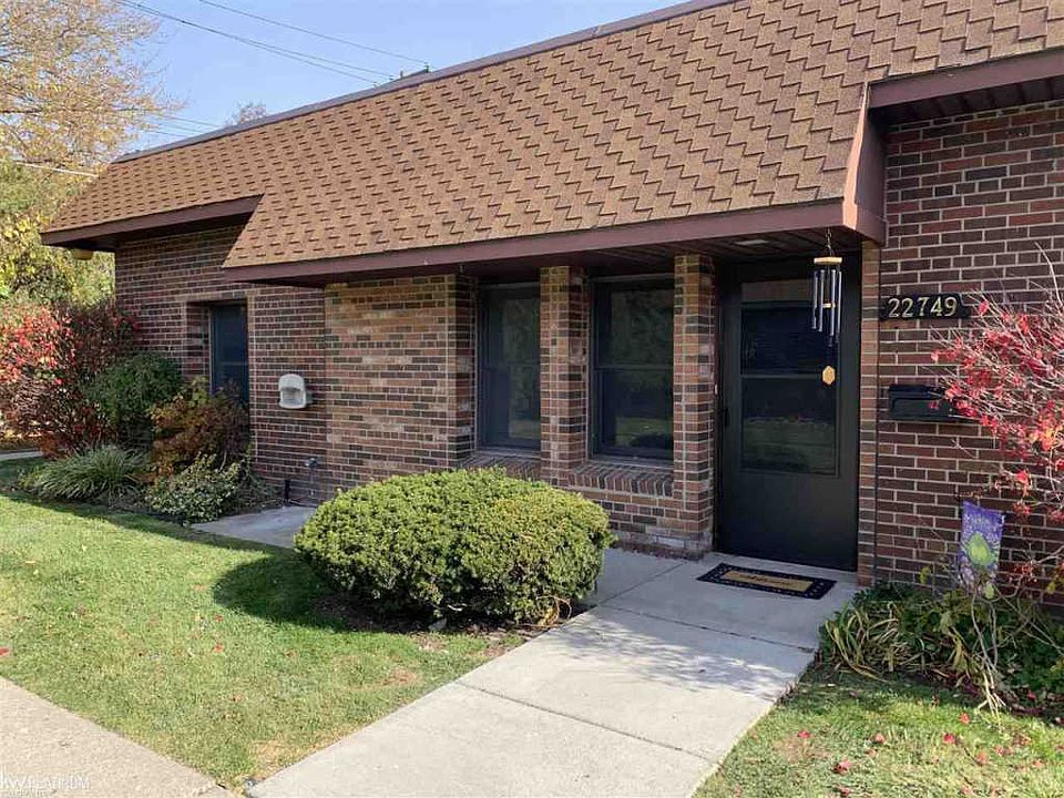 1st image of 22749 Garfield St #18
