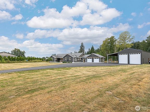 2nd image of 1188 Dewey Lane