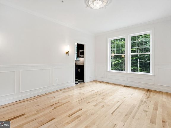4th image of 19701 Lyndenwood Ave