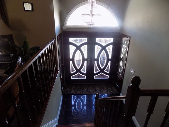 2nd image of 794 Imperial Dr