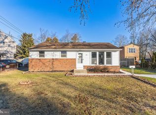 809 Bentley Rd, Lindenwold, NJ 08021