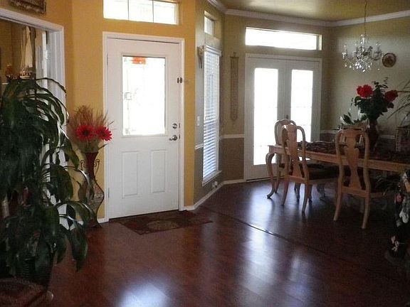 2nd image of 3008 Saint Lynda Dr