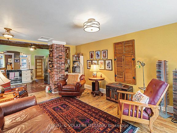 5th image of 88 Pinhey St