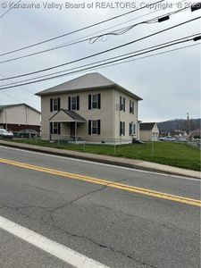 2109 Fairlawn Ave, Dunbar, WV, 25064