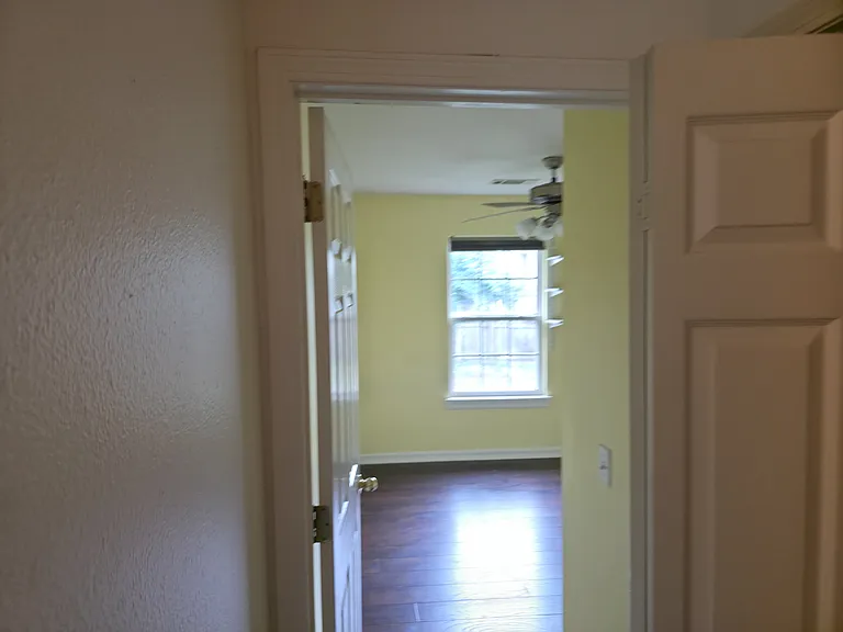 81 N Sable St — Photo 13