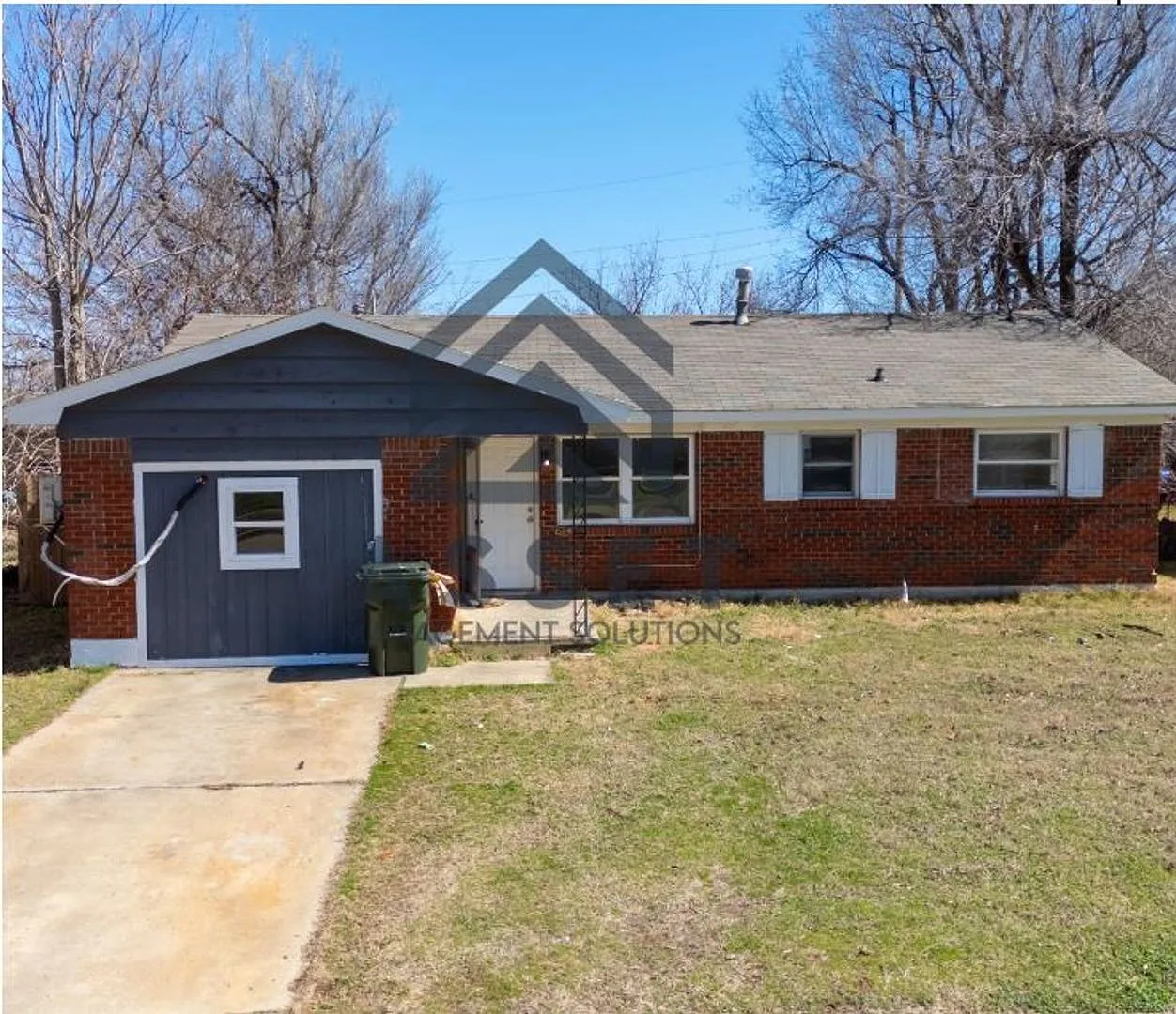 4 Bedroom Available for Lease & Rent to Own! — Photo 1