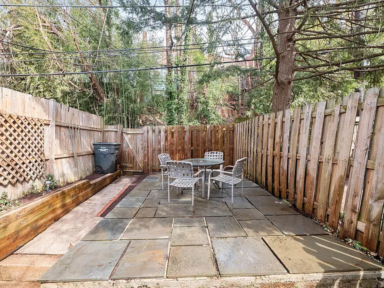 2035 37th St NW — Photo 30