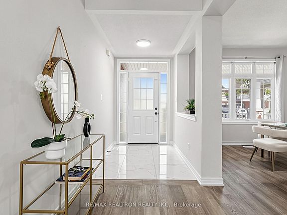 4th image of 38 Sisson Ln