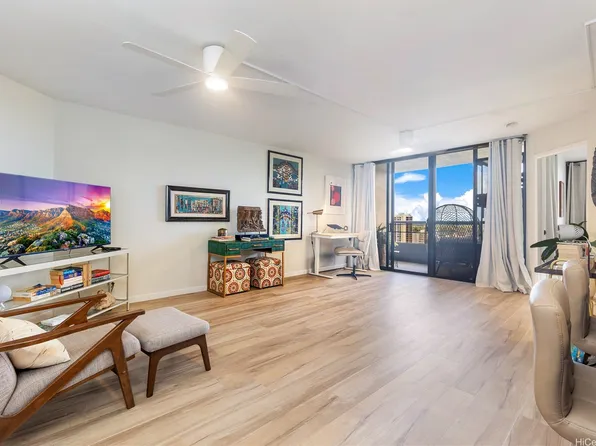 5333 Likini St APT 2603, Honolulu, HI 96818