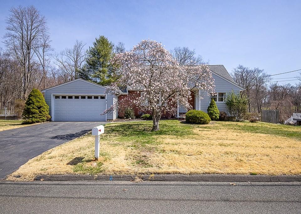 1st image of 74 Cara Drive