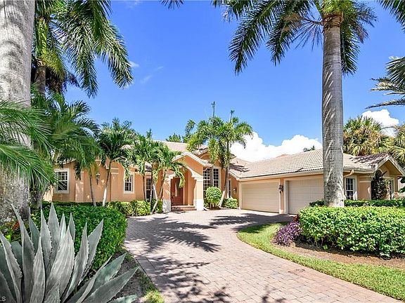2nd image of 22230 Banyan Hideaway Dr
