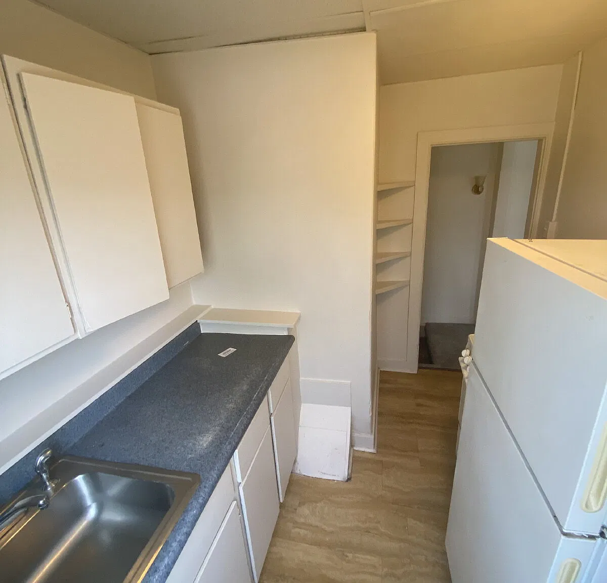 2 bed, 1.0 bath, $1,200 — Photo 4
