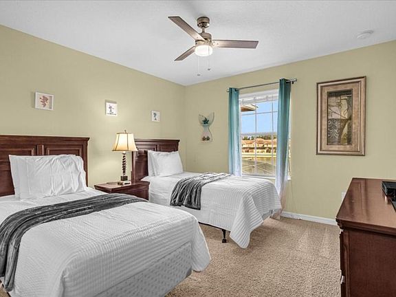 4th image of 3049 Beach Palm Ave