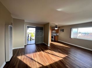 5661 Sprague Ave APT D, Cypress, CA 90630