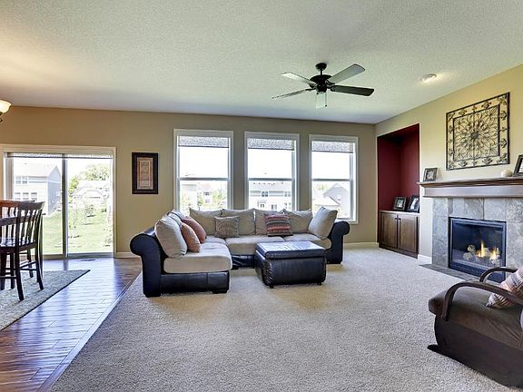4th image of 2710 Fieldstone Dr