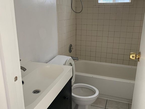 5th image of 4170 W 160th St #4172