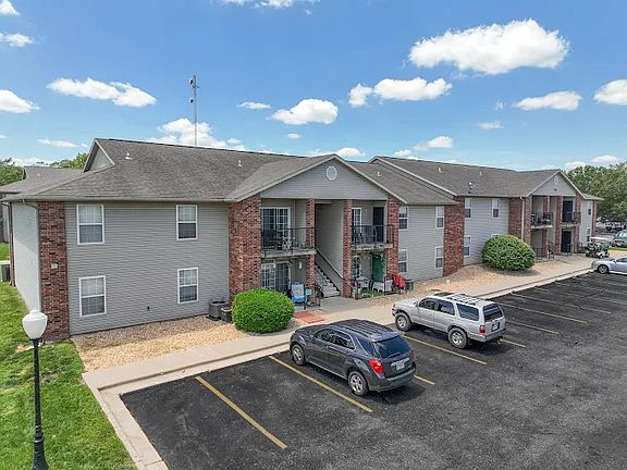 5th image of 1582 S 14th Ave #1586-8