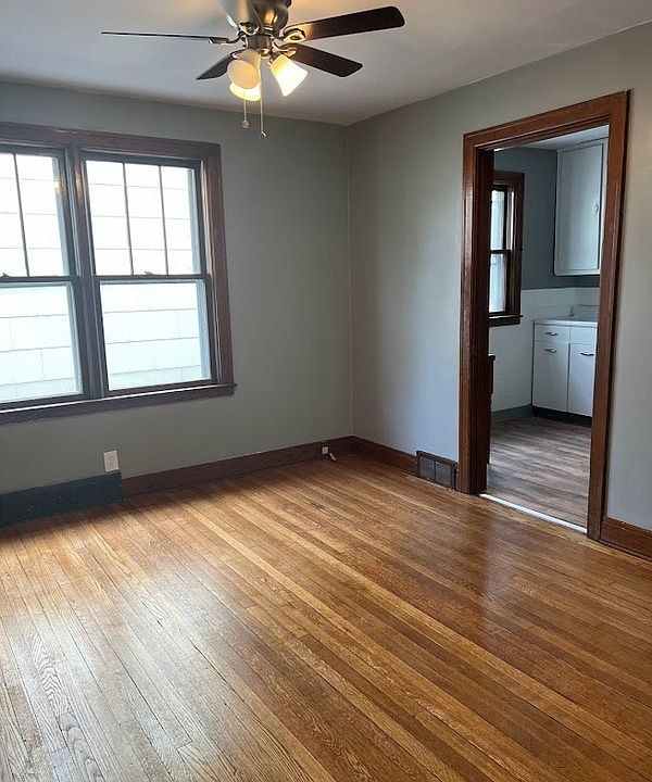 1st image of 15 Ontario St #2