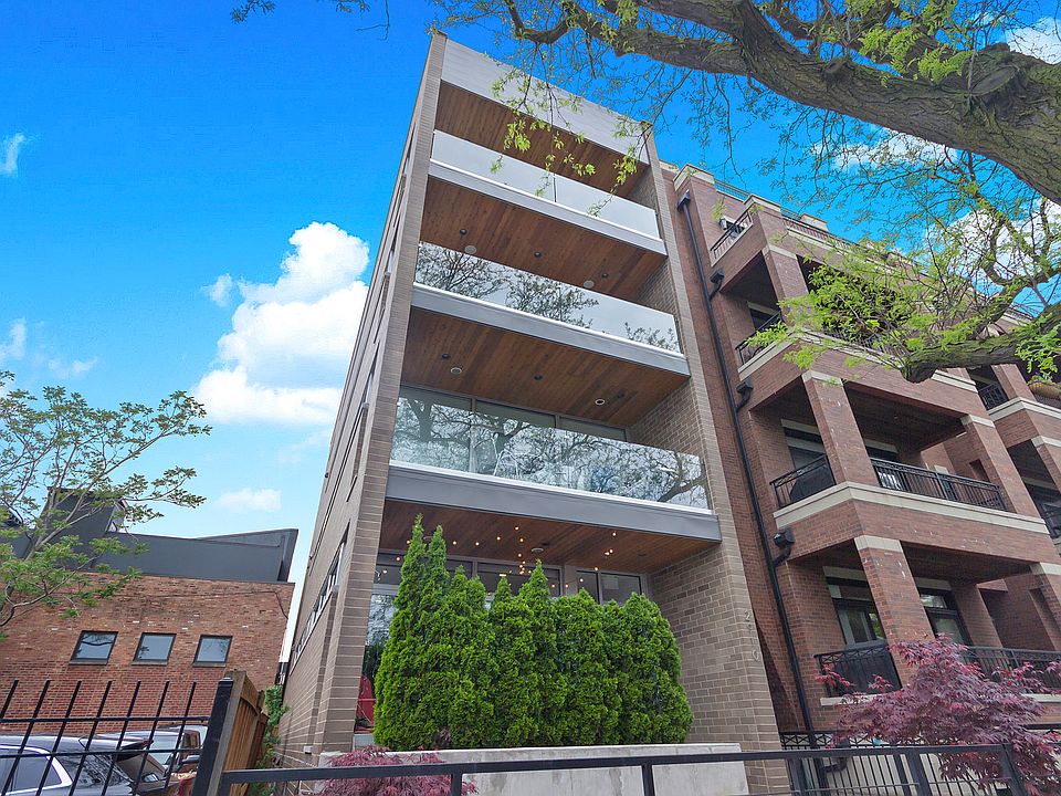 1st image of 2910 N Sheffield Ave #1