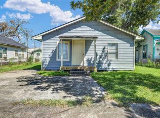 722 W Broad St, Freeport, TX 77541
