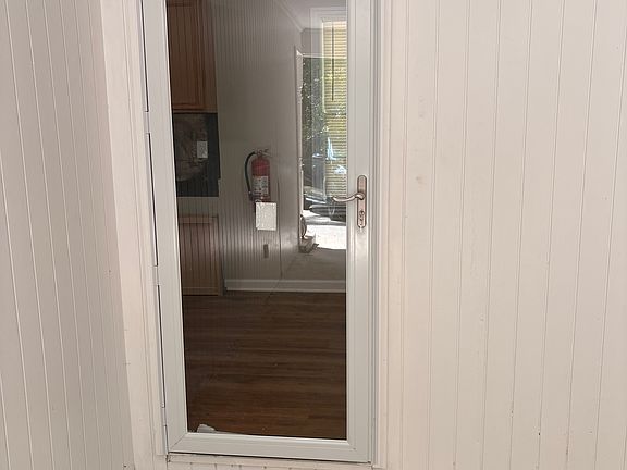 2nd image of 4255 Bakers Ferry Rd SW
