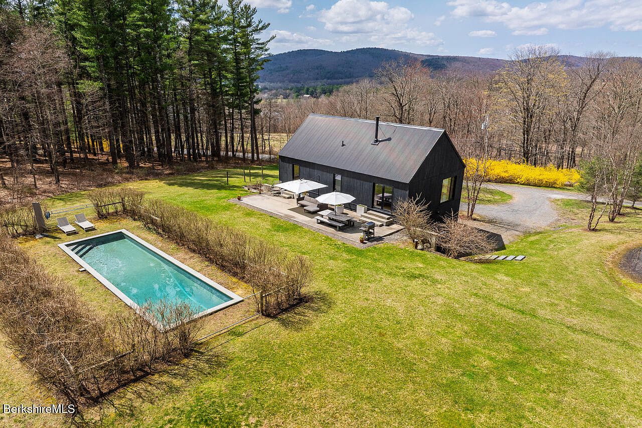 90 Overlook Dr, Hillsdale, NY 12529 | Zillow