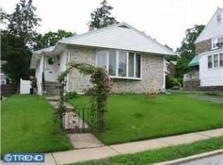 522 Broadview Rd, Upper Darby, PA 19082