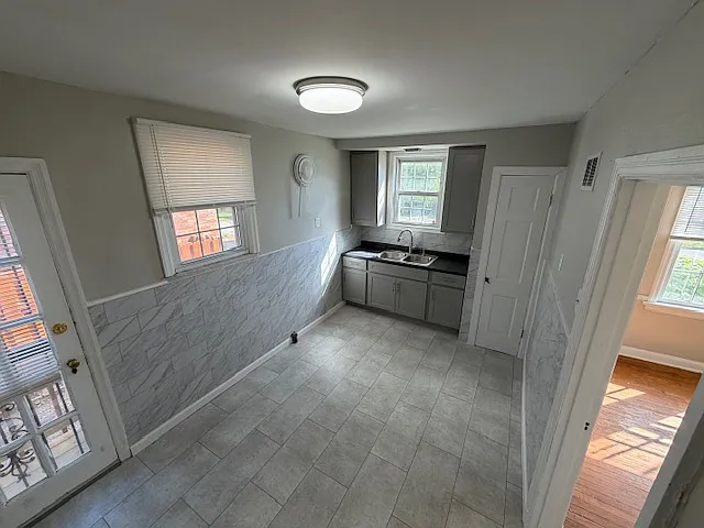 6923 Florian Ave — Photo 16