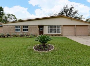 5847 Ettrick Dr, Houston, TX 77035