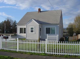 307 E 5th St, Newberg, OR 97132