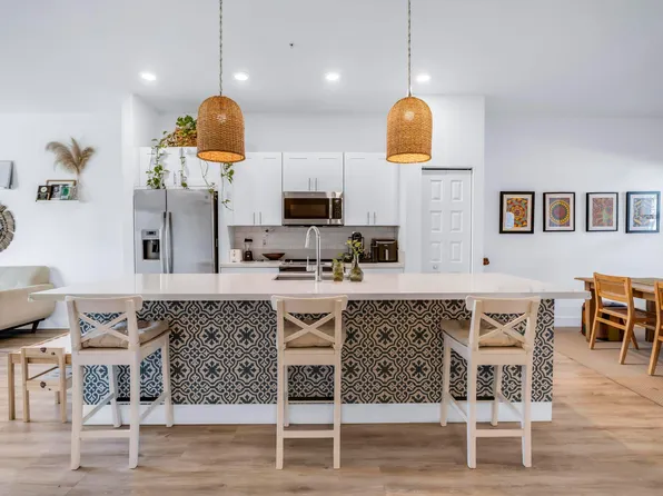 8015 NW 104th Avenue #6, Doral, FL 33178