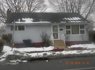 3338 Great Neck Rd, Amityville, NY 11701