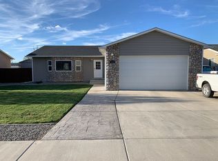 102 W Rangely Ave, Rangely, CO 81648