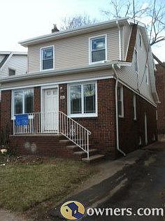 2nd image of 849 Chestnut St