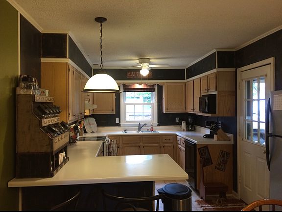 4th image of 1522 Orchid Dr