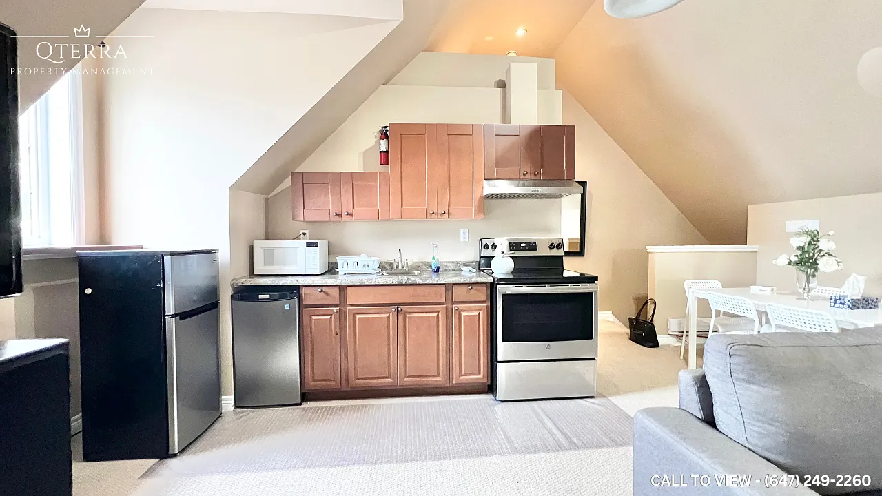 1 bed, 950 sqft, $1,750 — Photo 2