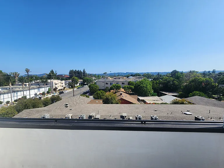 6061 Fulton Ave #6 — Photo 59
