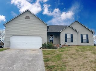 4829 Beckford Dr, Maryville, TN 37801