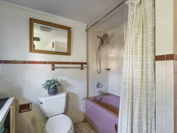 135-01 232nd Street image 12 of 23