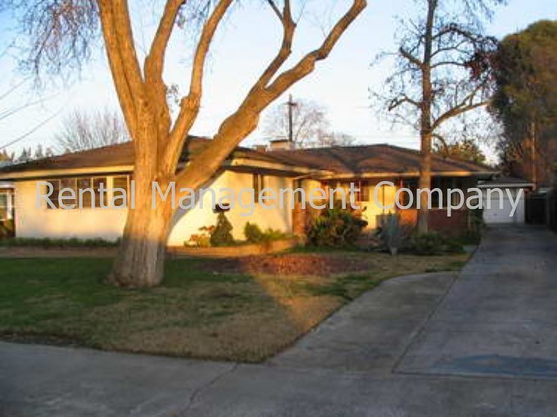 1st image of 2642 N Arthur Ave
