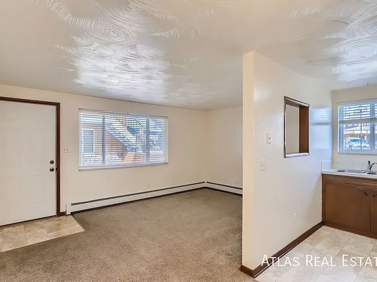 27 Denver Way #7 — Photo 2