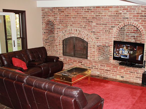 5th image of 10109 Sorrel Ave