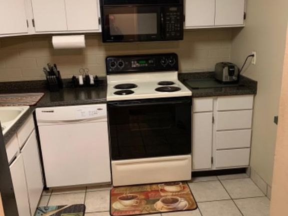 2nd image of 2106 Kanawha Blvd E APT 120