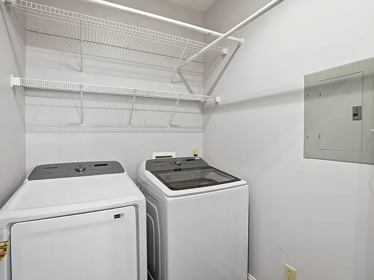 1117 Park West Dr — Photo 27