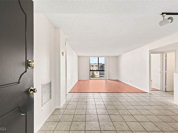 4th image of 3930 University Center Dr #403