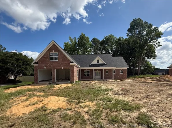 154 Ridge Stone Dr, Autryville, NC 28318